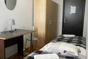 Хостел 95. Эконом двухместный с раздельными кроватями 2