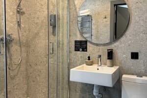 Апарт-отель Be The One Hotel. Люкс двухместный с джакузи и террасой 8