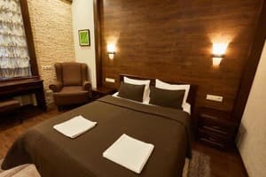 Petrani Central 32