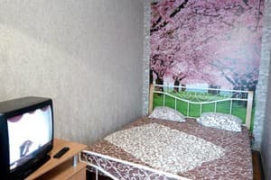 Возле Жулян Воздухофлотский проспект, 62 1